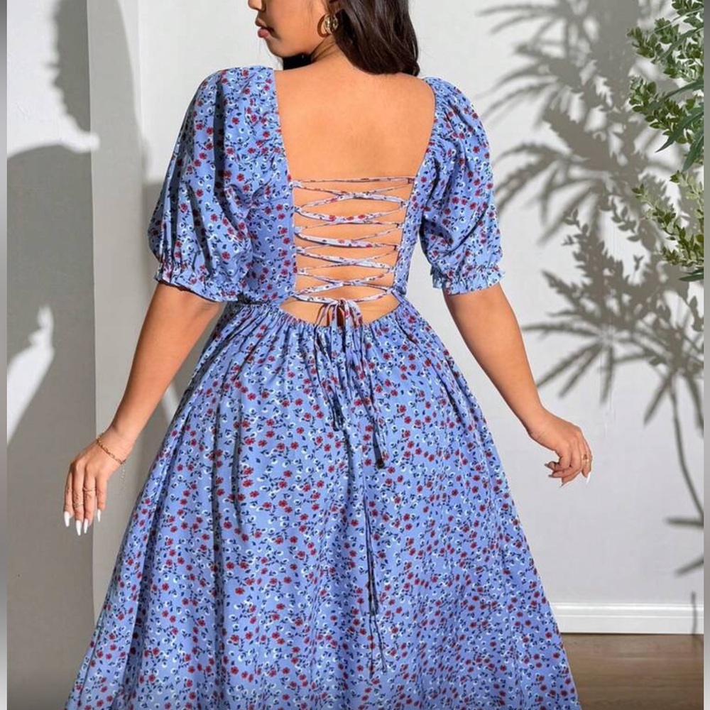 Floral Blue Lace-Up Back Dress - Picture 2 of 8